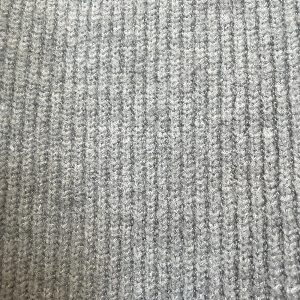 For The Republic Gray Mock Neck Long Sleeve Sweater Women's‎ Size Medium